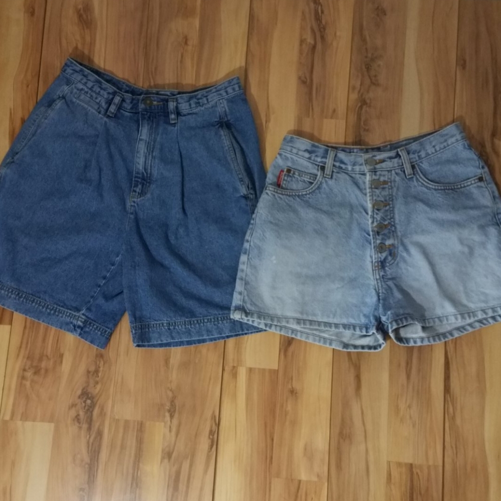 Two Pairs Of 90s Shorts S-M - Picture 2 of 8